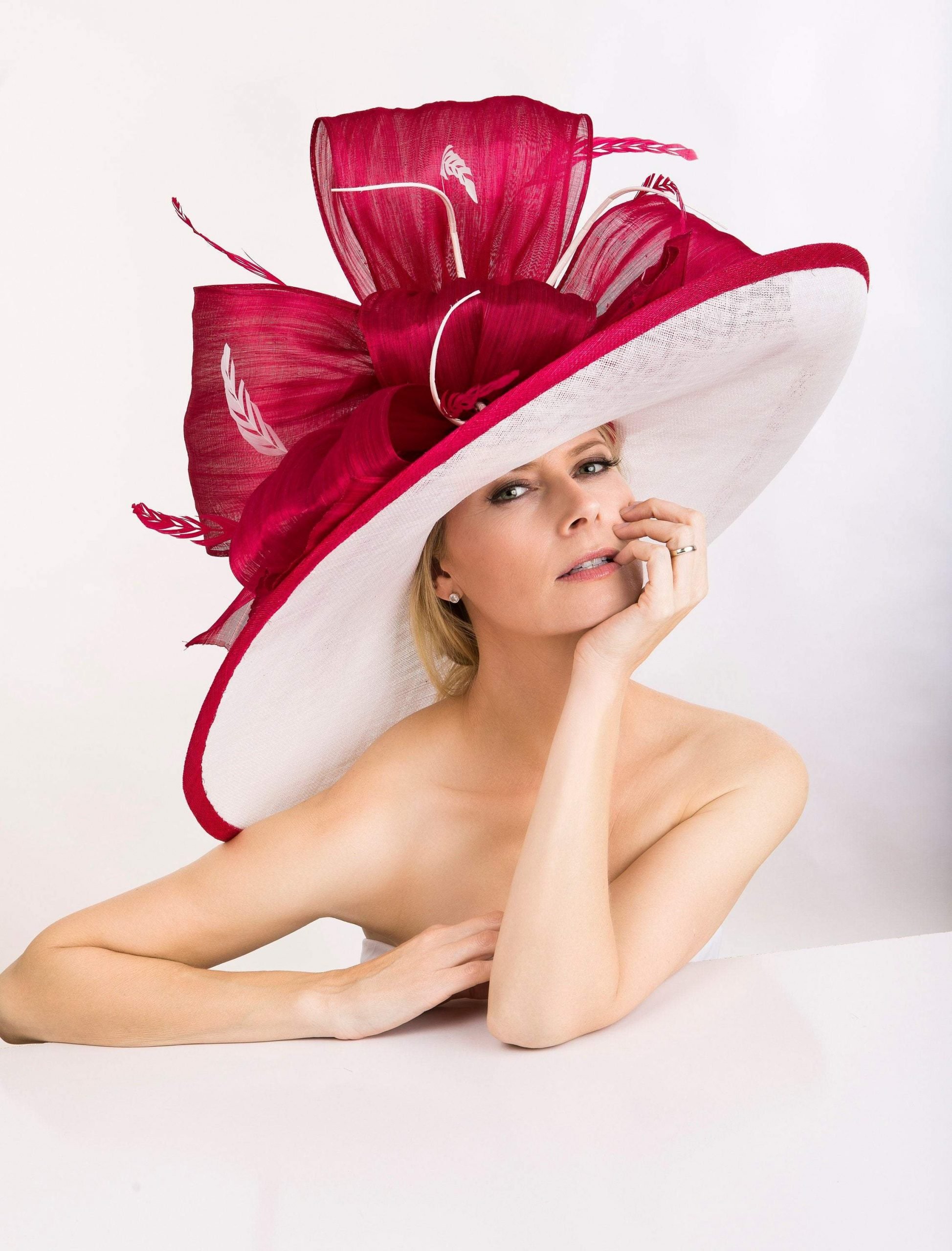 Limited adition! Large hat. Kentucky derby hat. Derby hat. Designer hat. Red hat. White hat.  Red hat. Races. Royal ascot hat. Wedding hat.