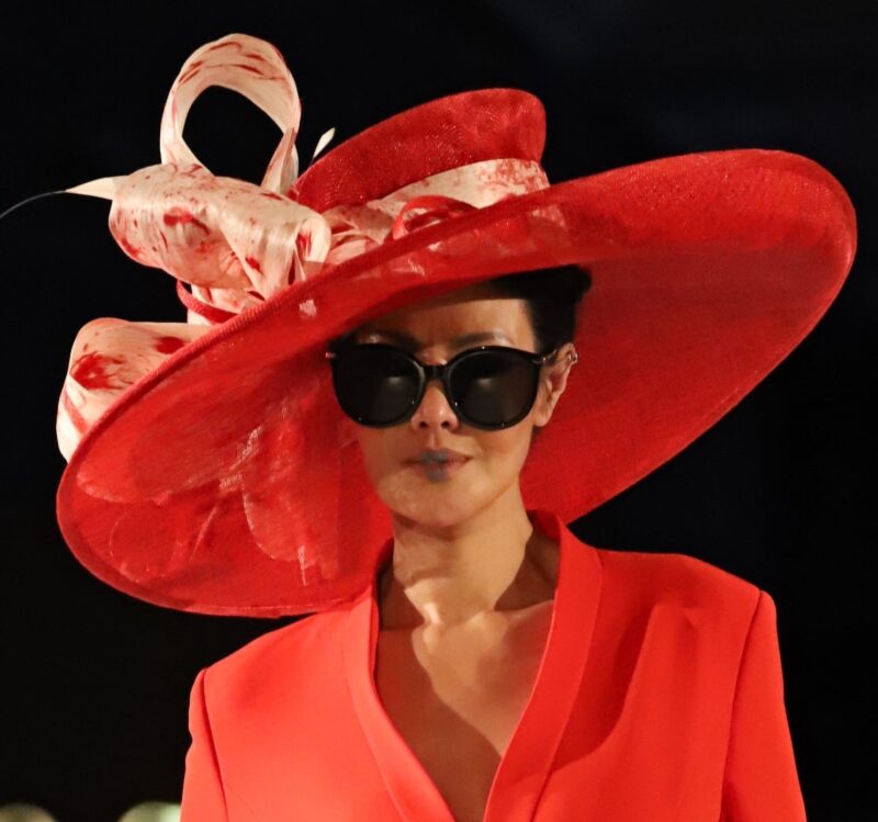 Red Hat. Kentucky Derby hat. Derby hat. Large hat. Royal Ascot hat. Fashion hat. Wedding hat. Summer hat. Horse races. Designer hat