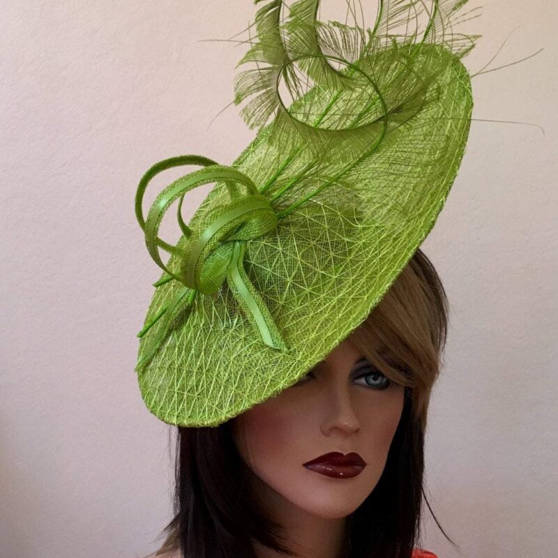 Kentucky Derby hat. Royal Ascot green fascinator. Fascinator for church, wedding, races